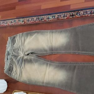 DKNY JEANS